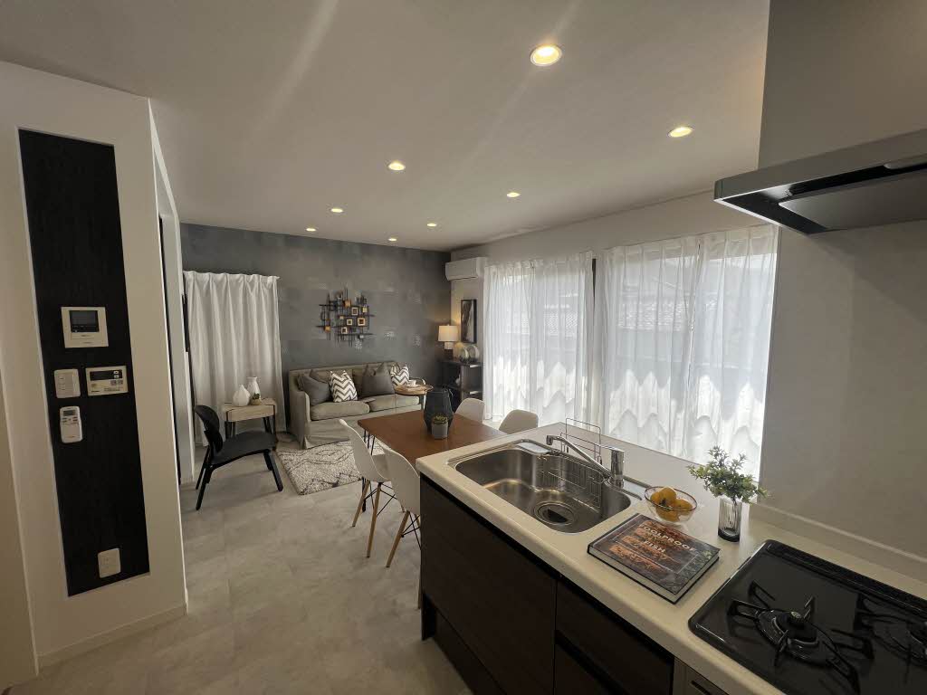 レジデンス 城南 C202号-1