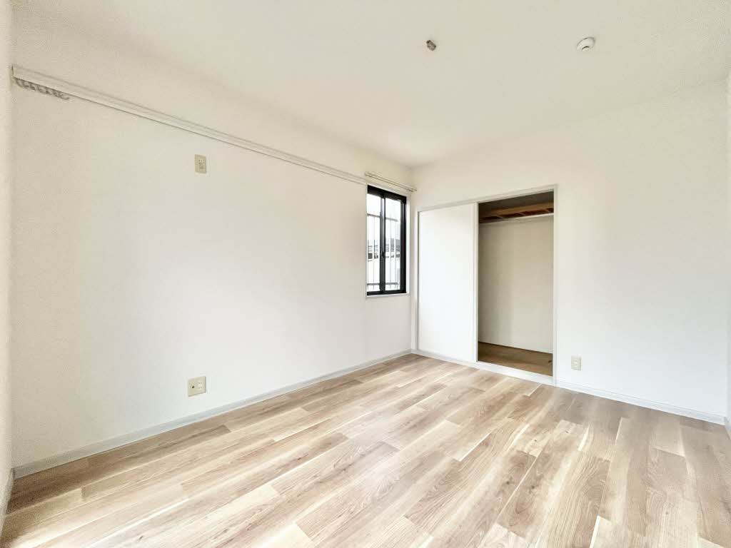 メゾン・サンフェニックス 0101号-3