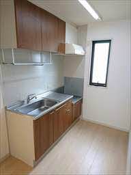 フォーレス佐土 B101号-2