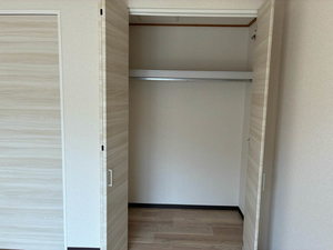 サンメゾンくすの木 C202号-6