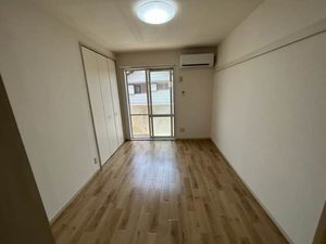 パインコート B202号-2