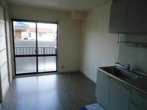 アーバンビレッジC棟 C201号-5