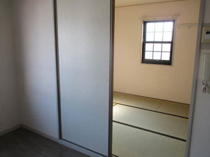 パル今福C.D.E E201号-8