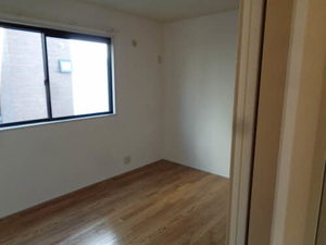 セピアコート A101号-5