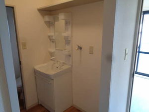 セピアコート A101号-10