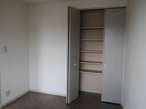 セピアコート B102号-6