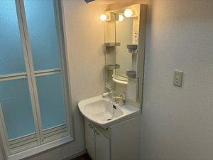 フロンティア１．２．３．４号館 1202号-9