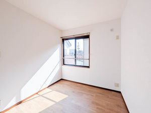 メープルコート A203号-5