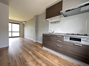 坂の久保ハイツE棟 E102号-1