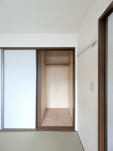 ファミ-ル取石 A102号-6