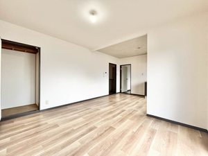 タウニィ優生 A102号-2