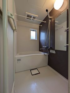 タウニィ高岡 A103号-9