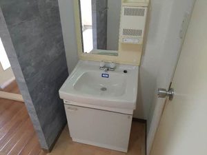 タウニィ津市場 0101号-4