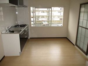 Ｃａｌｍｌｙ溝口 B202号-2