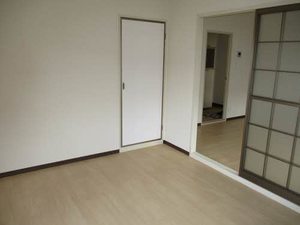 Ｃａｌｍｌｙ溝口 B202号-9