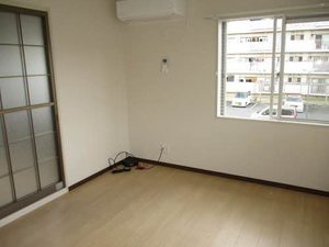 Ｃａｌｍｌｙ溝口 B202号-10