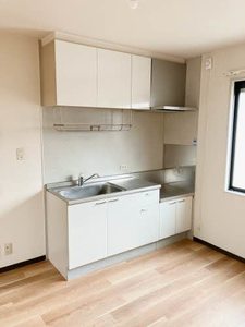 ヴィラ・シャンピニヨンⅡF 0102号-3