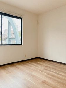 ヴィラ・シャンピニヨンⅡF 0102号-4