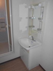 フレグランス坂上 0102号-3