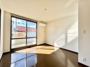 シャーメゾンみのり A102号-3