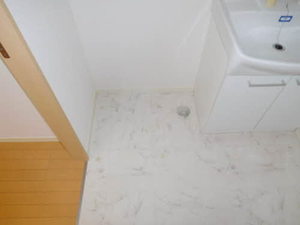 シャーメゾンアミノウチ B201号-5