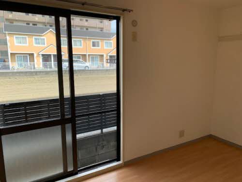 ボンリビェール吉田 B102号-7