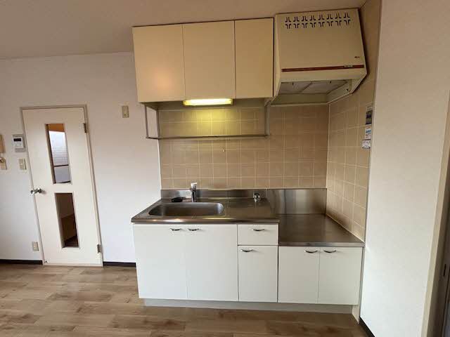 グリーンハイツ上町＊ 0201号-3