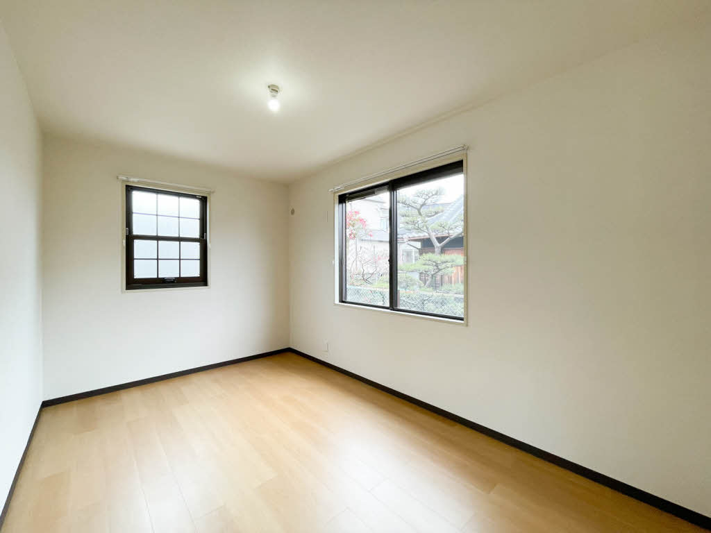 ラフォーレ野出 A101号-8