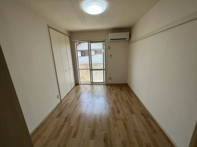 パインコート B202号-2