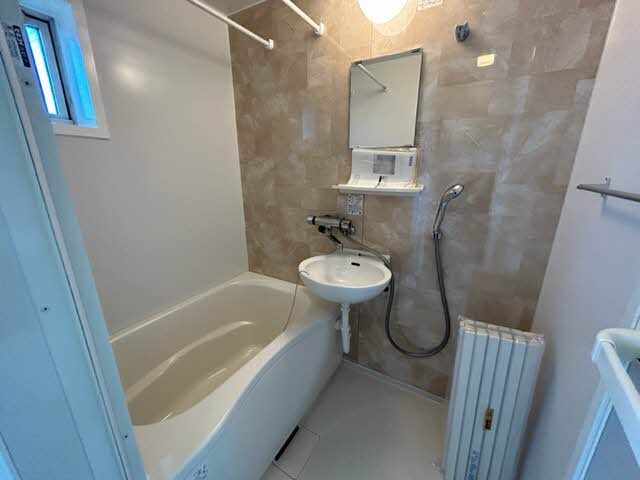 パインコート B202号-8