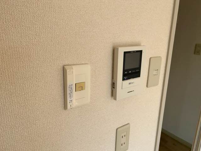 パインコート B203号-12