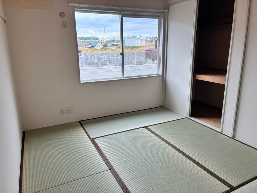 リベックス３号館 0101号-8