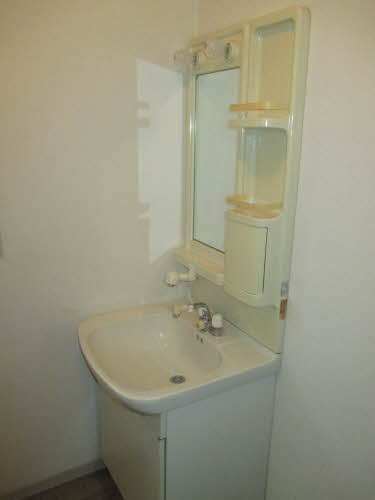 大町ガーデンライフ B201号-5