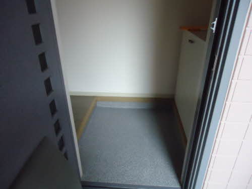 リバーサイド忠岡 B101号-10