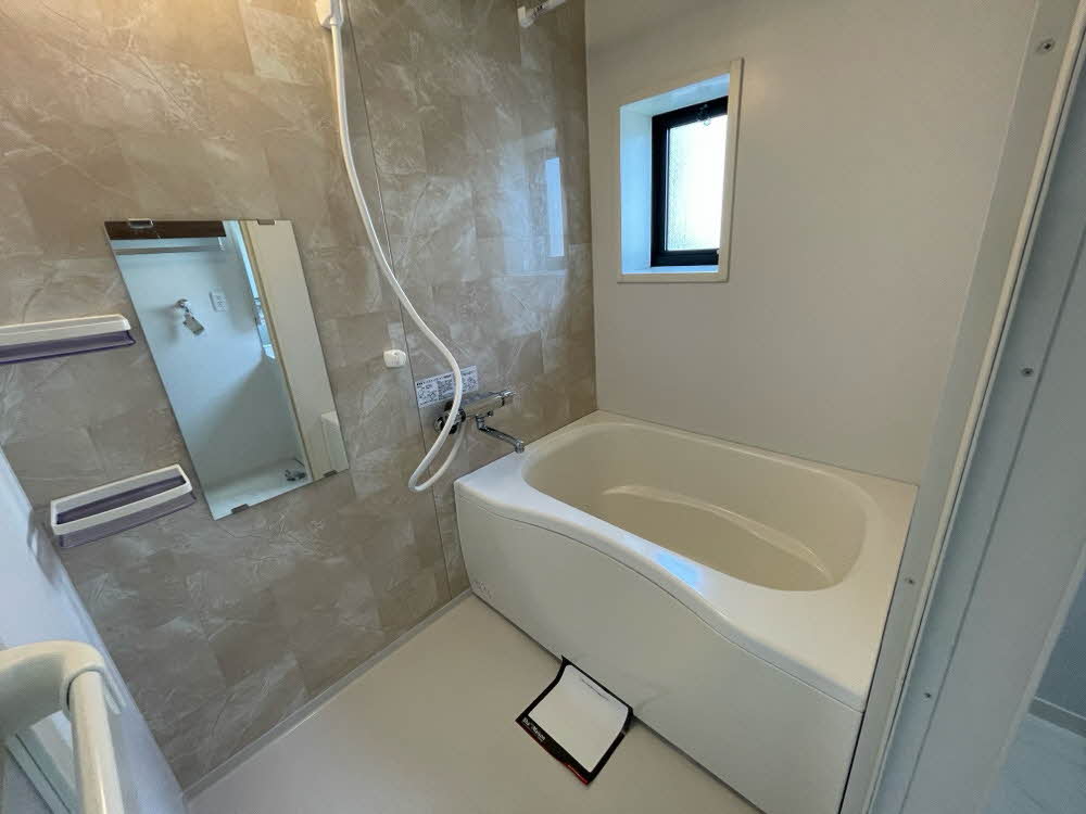 サンライフ和気 C102号-7