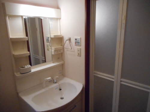 お問合せ番号：33086700B105-3