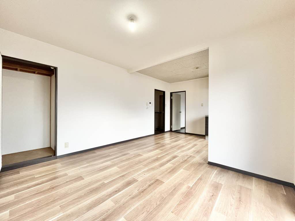 タウニィ優生 A102号-2