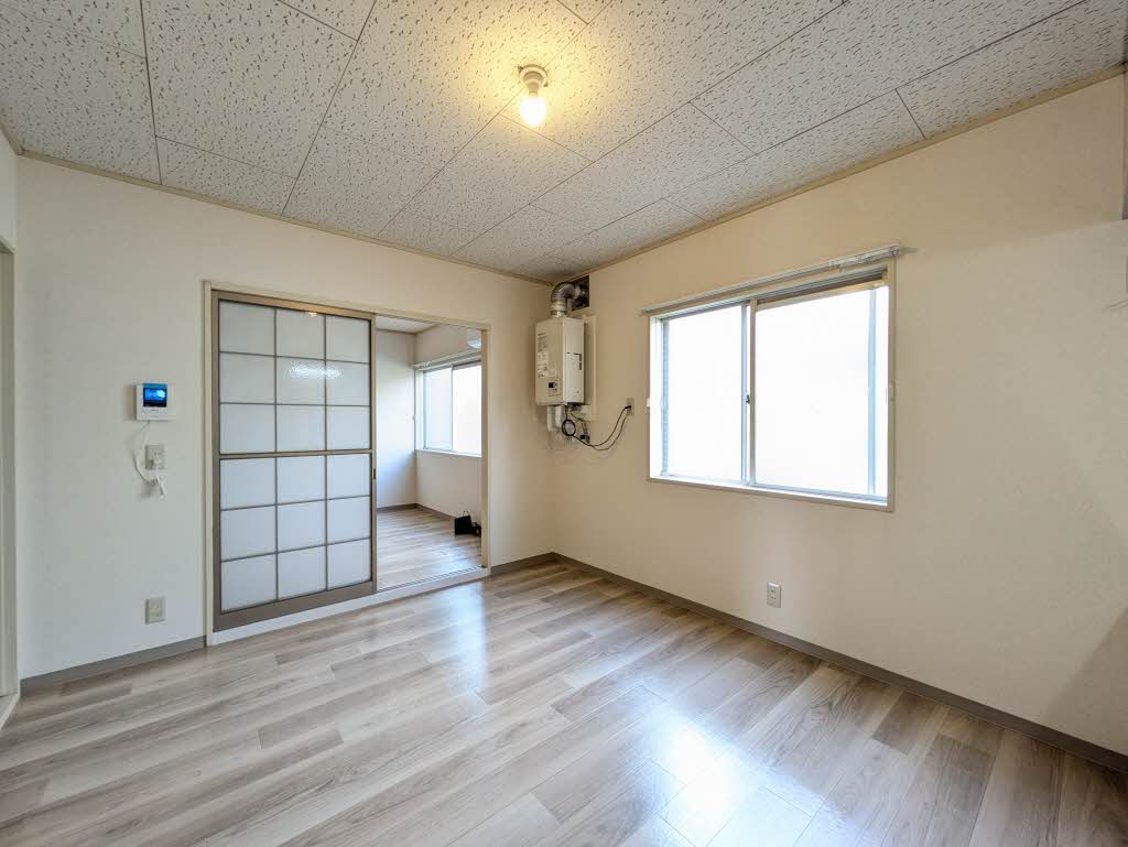 タウニィ高岡 A103号-4