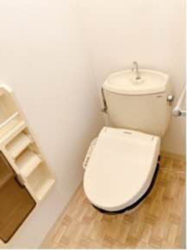 ファミーユ金澤 0201号-8