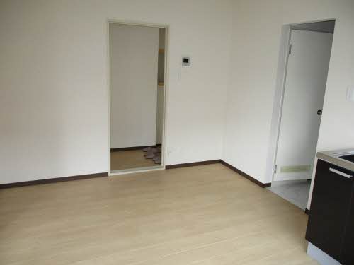 Ｃａｌｍｌｙ溝口 B202号-7