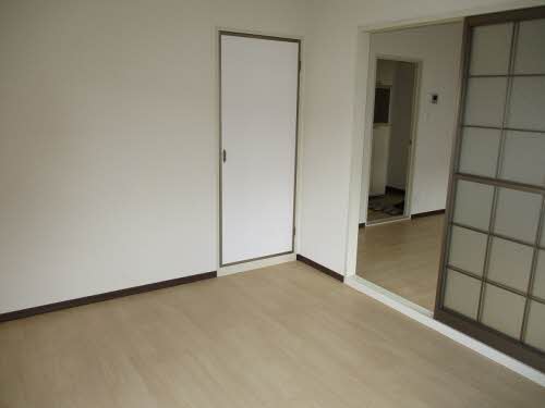 Ｃａｌｍｌｙ溝口 B202号-9