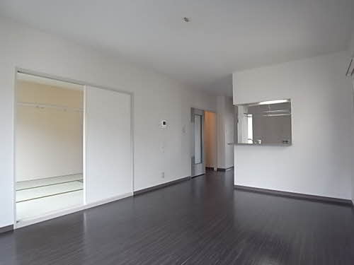 メゾンファミーユ A201号-2