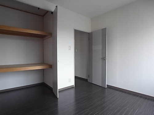 メゾンファミーユ A201号-6