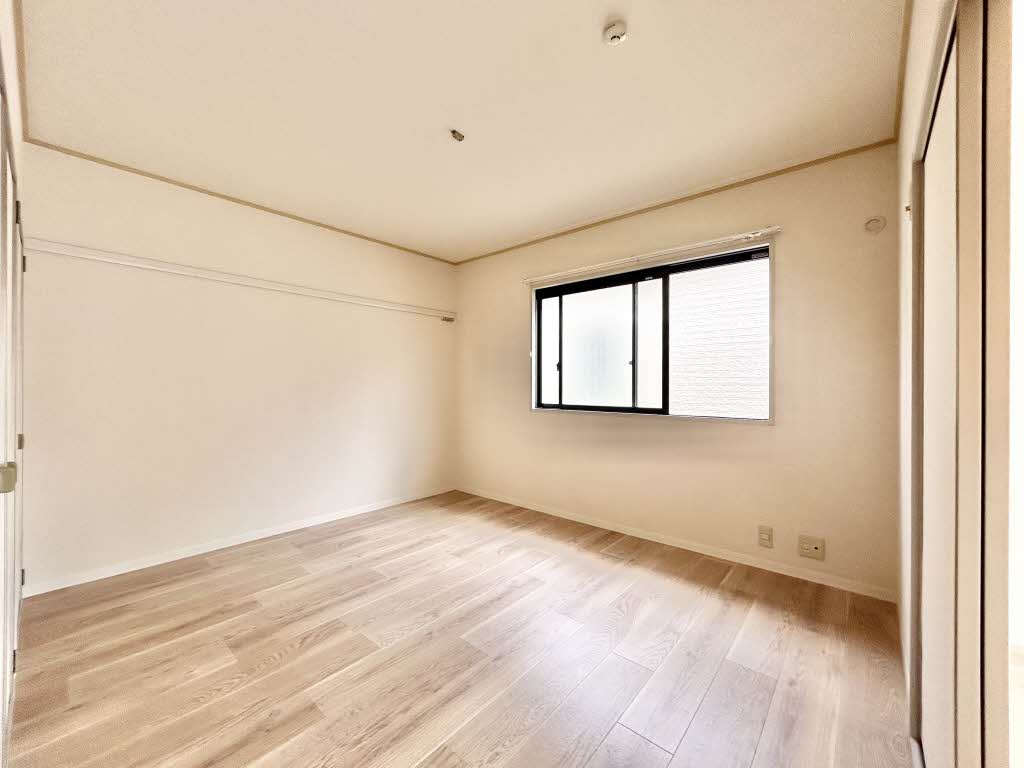 ヴィラ・イーグレット 0202号-4