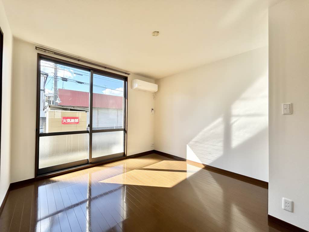 シャーメゾンみのり A102号-3