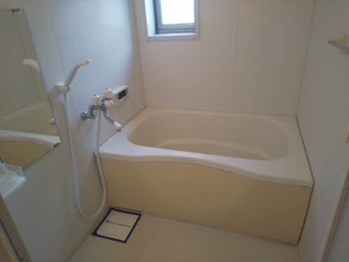 シャーメゾン桜 B101号-4