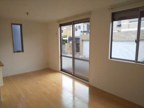 シャーメゾン桜 B101号-6