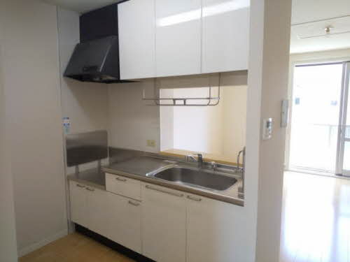 シャーメゾン福田 B201号-3