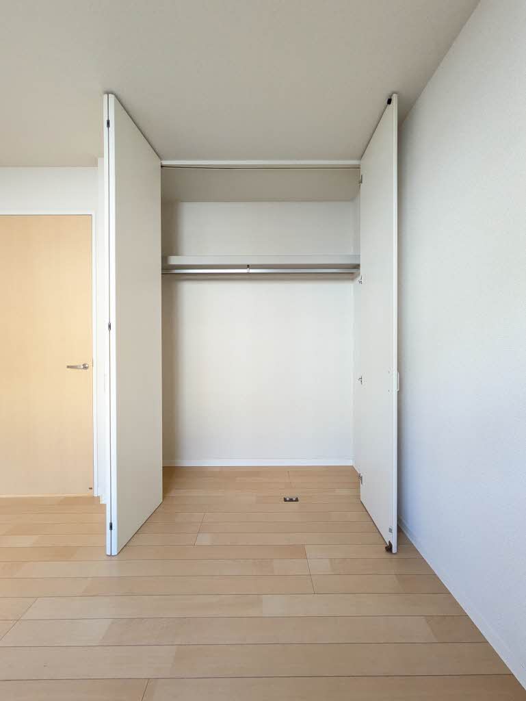 シャーメゾン加生 B102号-13