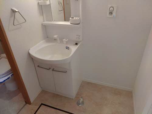 メゾン英賀保駅北 A001号-4